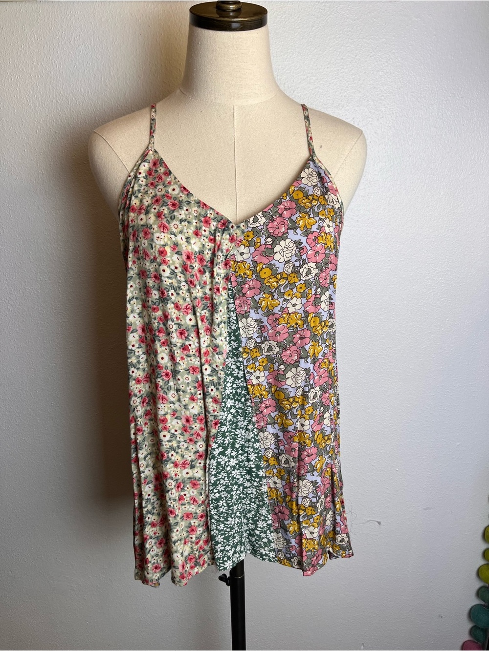 Gigio Mixed Floral Patchwork Spaghetti Strap Cami